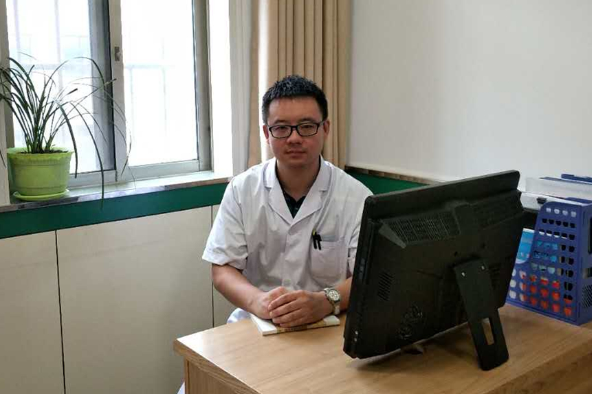 杨帆2.jpg